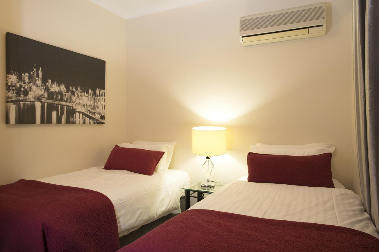 Regal Apartments Perth Luaran gambar