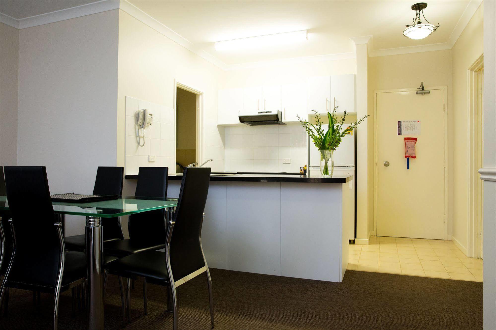 Regal Apartments Perth Luaran gambar