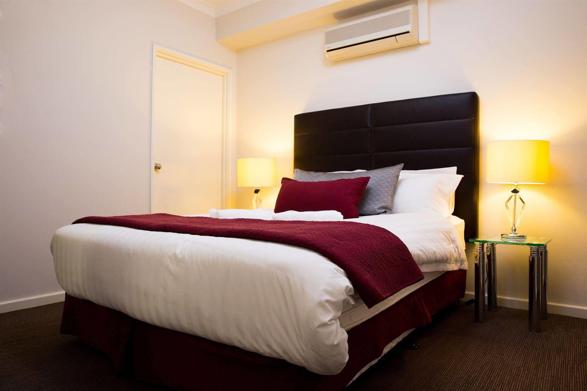 Regal Apartments Perth Luaran gambar