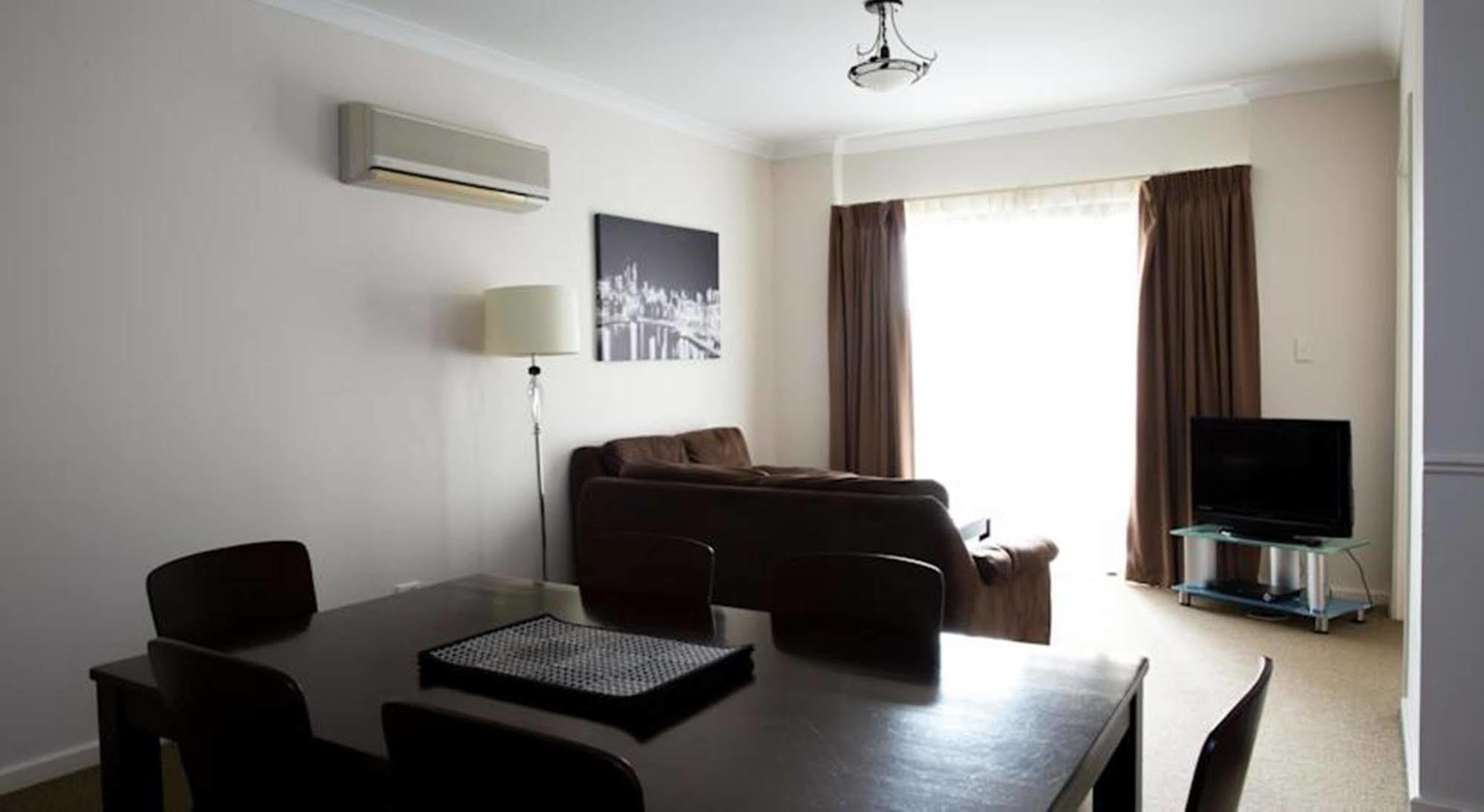 Regal Apartments Perth Luaran gambar
