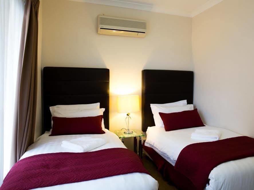 Regal Apartments Perth Luaran gambar